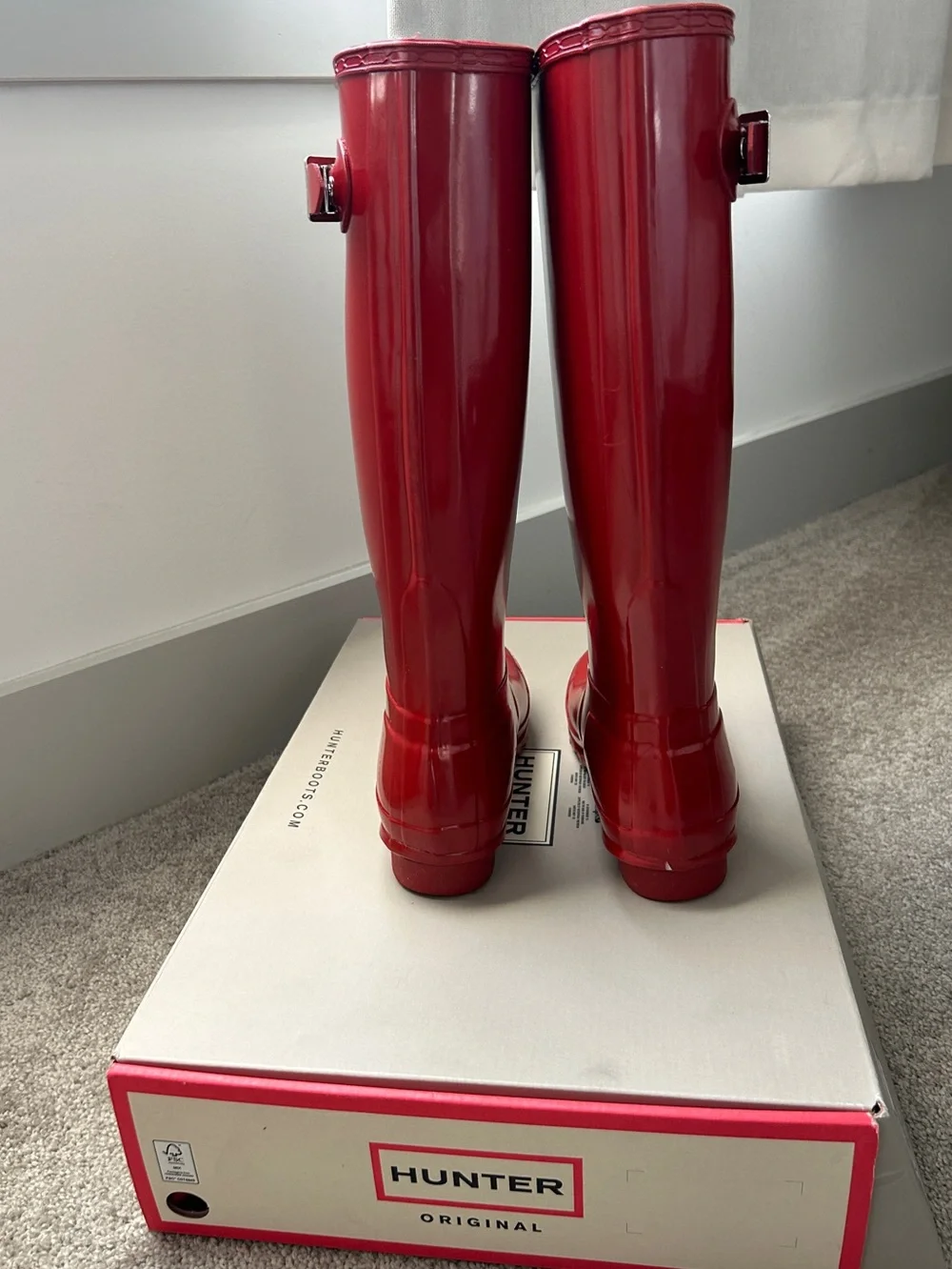 Hunter Women's Tall Gloss Red Rain Boots